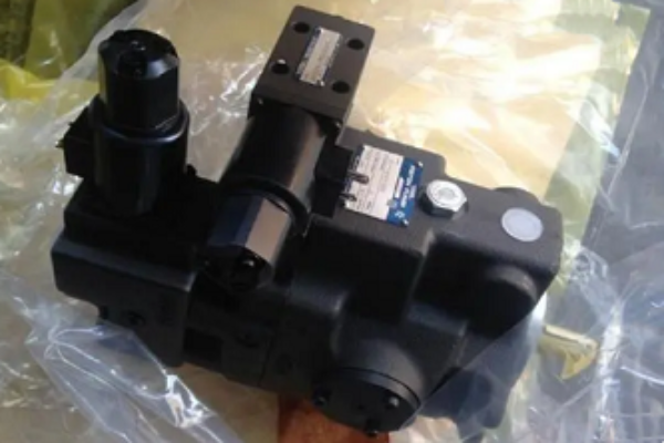 A56-F-R-01-H-K-32油研變量柱塞泵，YUKEN液壓泵